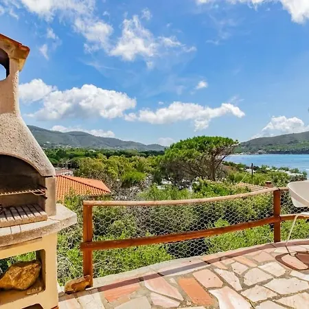 Scirocco Est Semesterbostad *