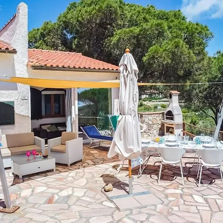 Scirocco Est Semesterbostad Lacona