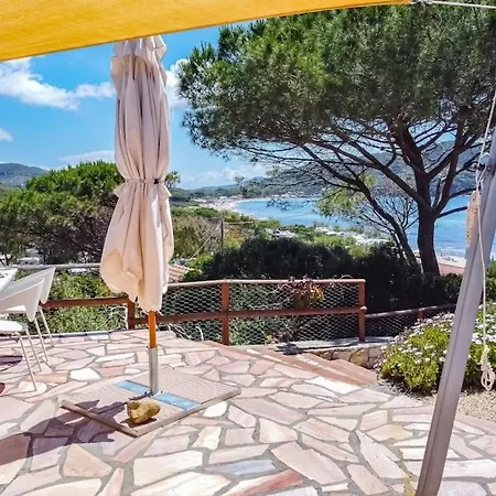 Prázdninový dům Scirocco Est *