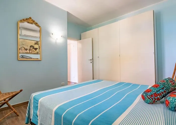 Scirocco Est Holiday home Lacona