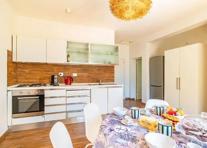 Scirocco Est Holiday home