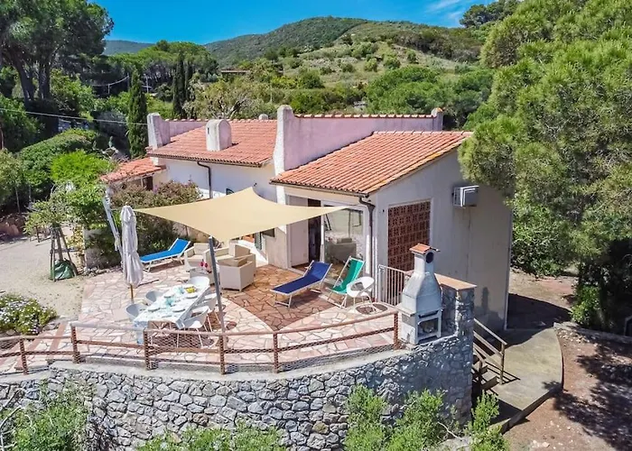 Scirocco Est Tatil Evi Lacona