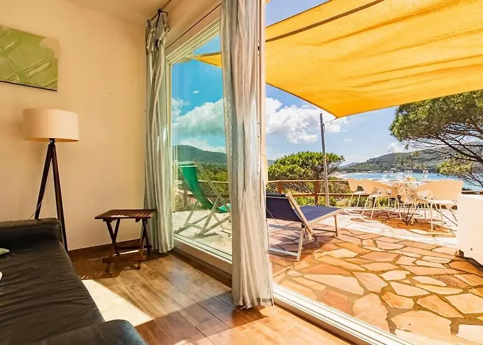 Scirocco Est Holiday home